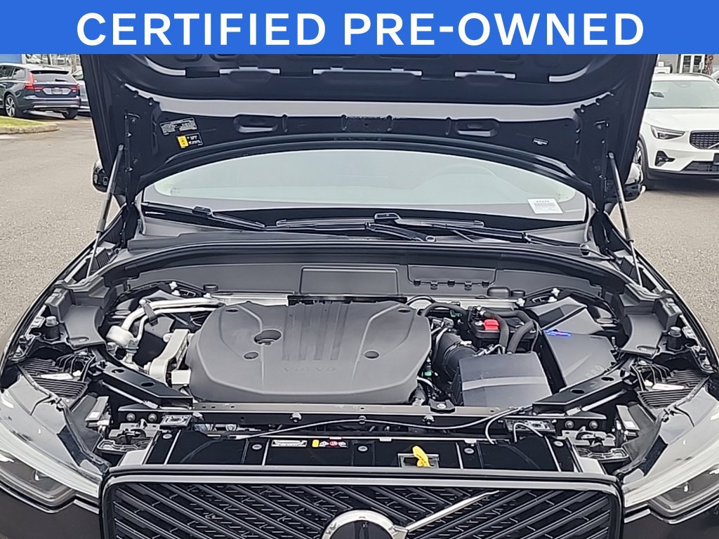 Certified 2026 Volvo XC60 B5 Plus AWD/4WD image 30