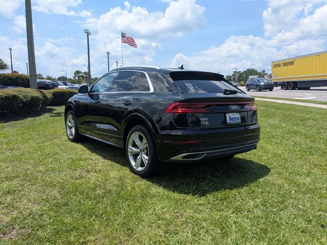 Used 2022 Audi Q8 Premium AWD/4WD image 5