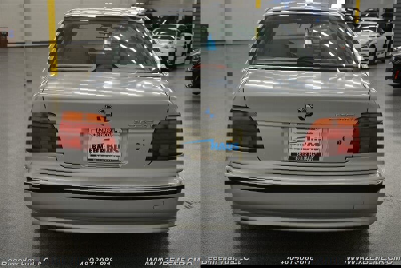 Used 1997 BMW 528i Sedan image 10