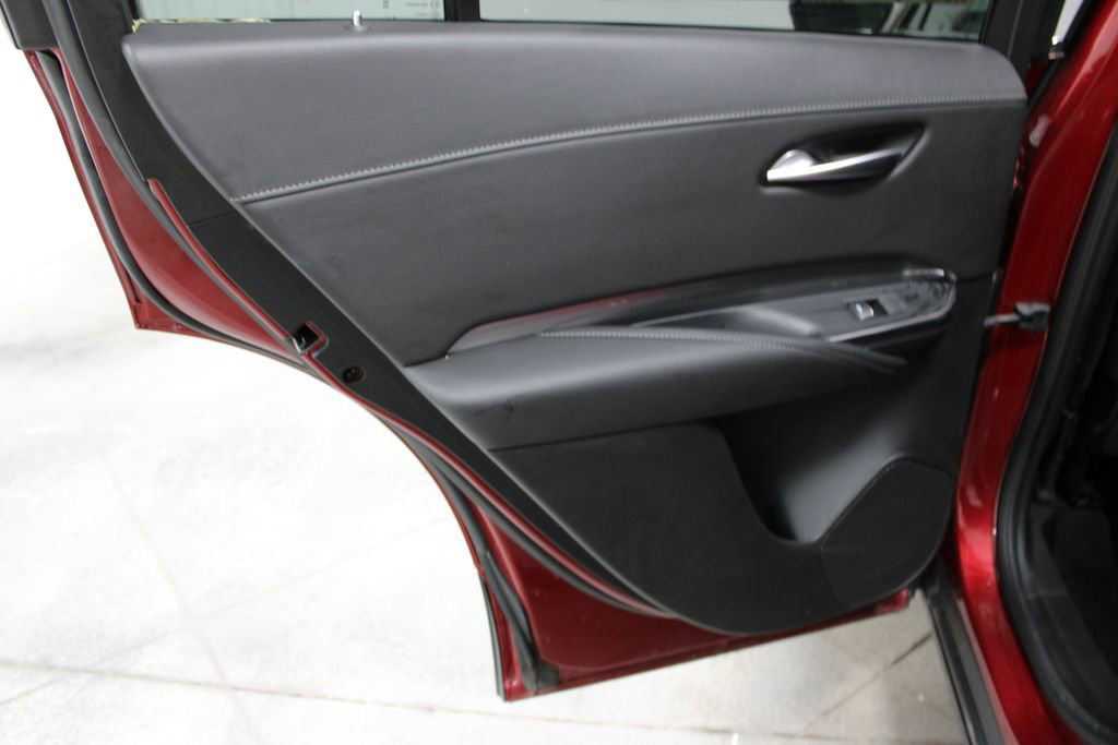 Used 2024 Cadillac XT4 Premium Luxury image 18