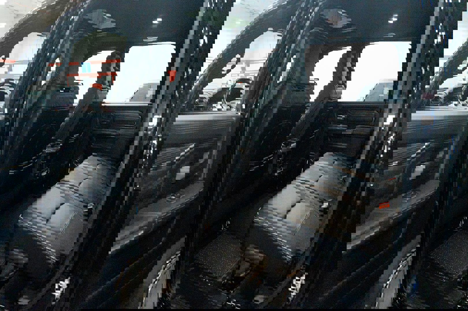 Used 2020 RAM 3500 Limited image 32