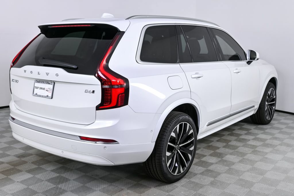 Used 2026 Volvo XC90 B6 Ultra w/ Protection Package AWD/4WD image 31