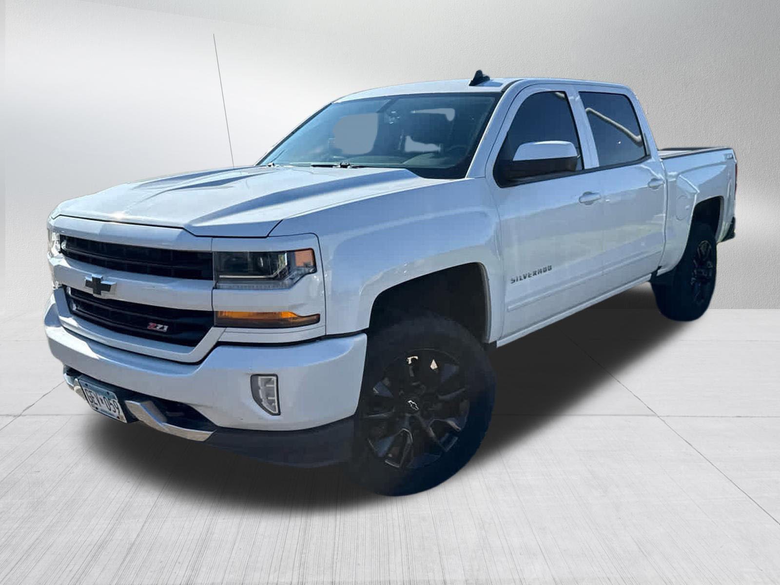 Used 2017 Chevrolet Silverado 1500 LT w/ All Star Edition AWD/4WD image 3