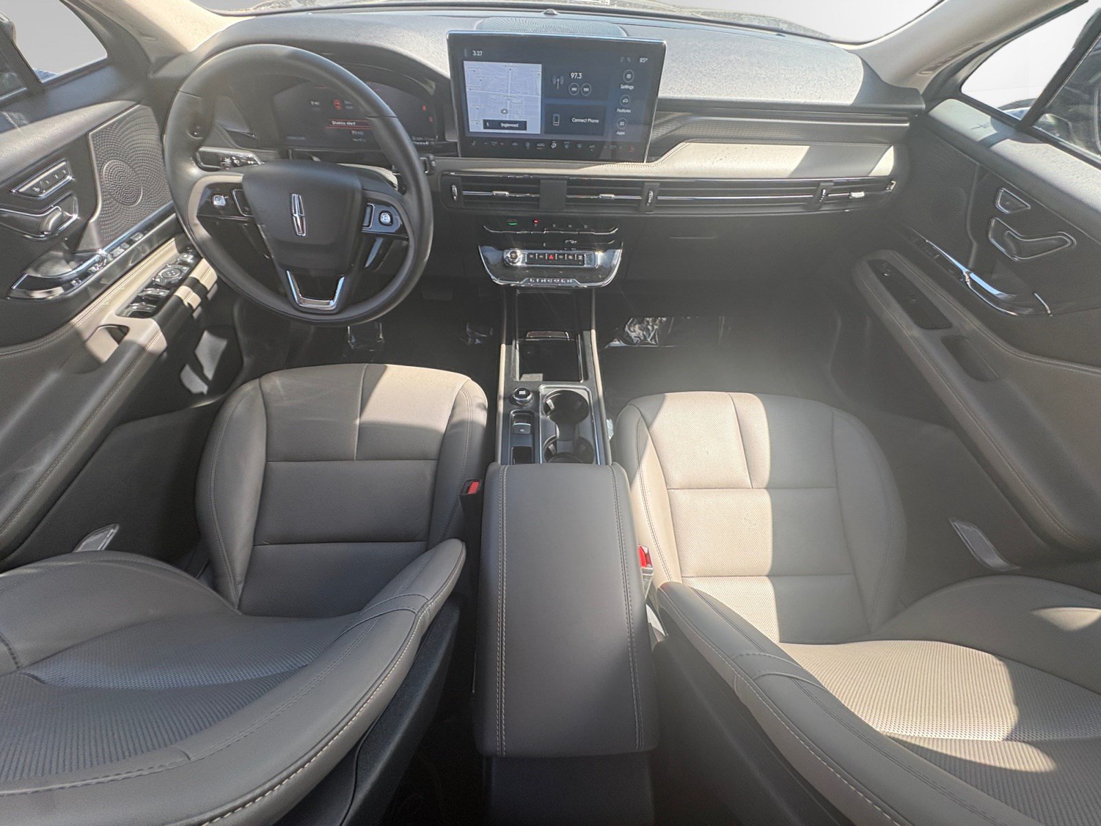Certified 2024 Lincoln Corsair Grand Touring AWD/4WD image 10