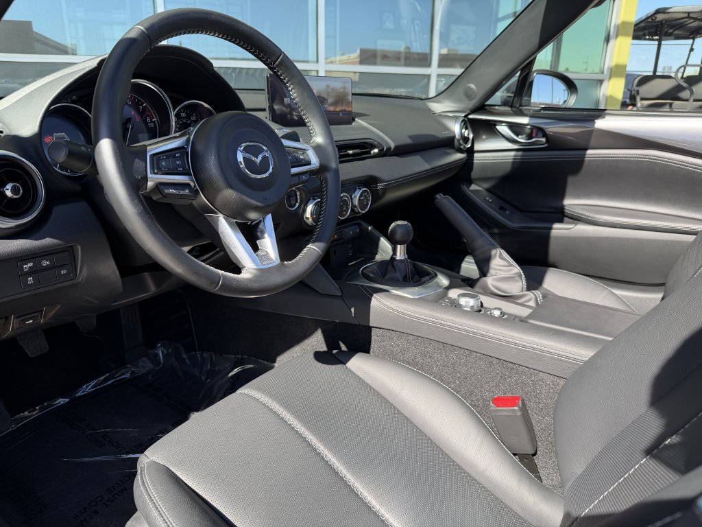 Used 2024 MAZDA MX-5 Miata RF Grand Touring RWD image 31
