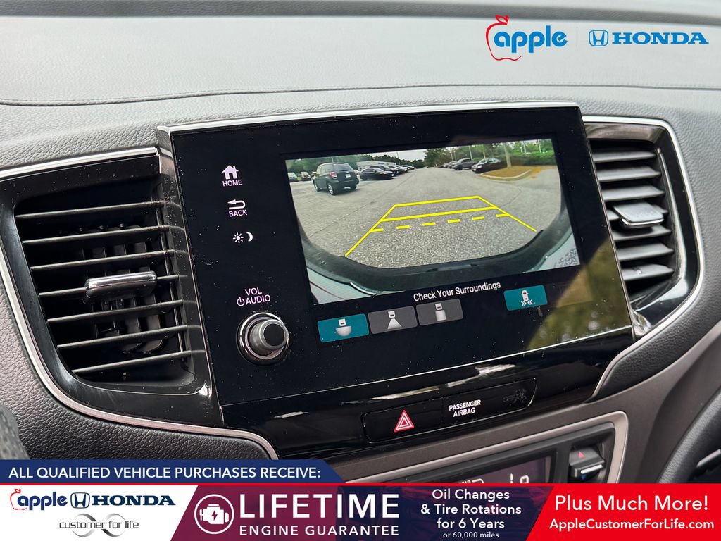 Used 2025 Honda Passport EX-L image 13