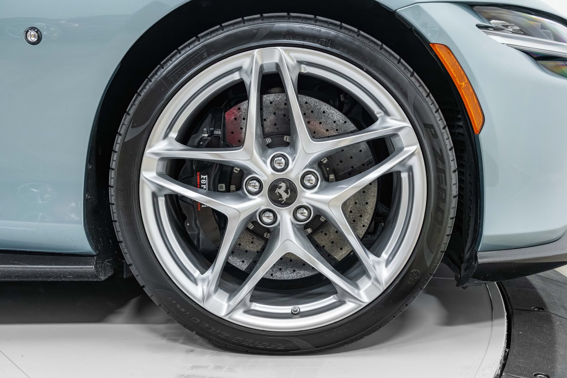 Certified 2024 Ferrari Roma Spider RWD image 18