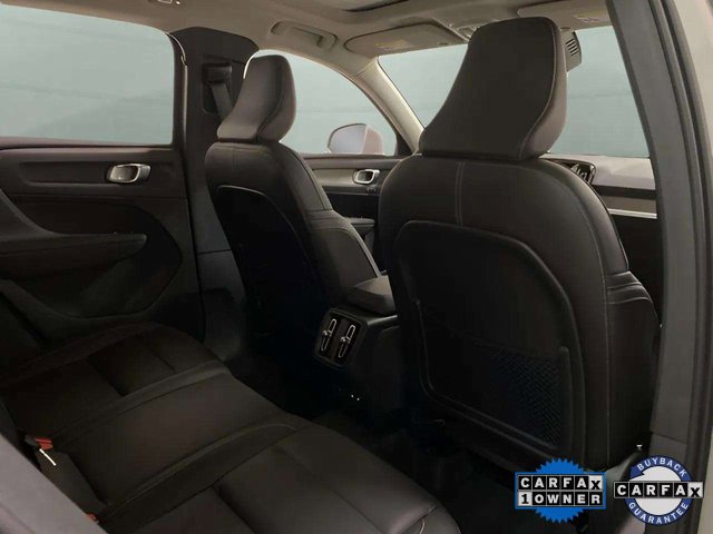 Used 2025 Volvo XC40 B5 Plus image 78