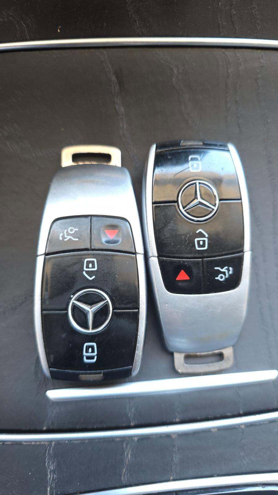 Used 2019 Mercedes-Benz E 300 w/ Premium 1 Package image 9