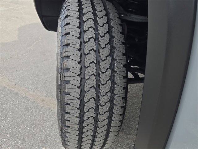 Used 2024 GMC Sierra 1500 AT4X w/ AT4X AEV Edition image 30