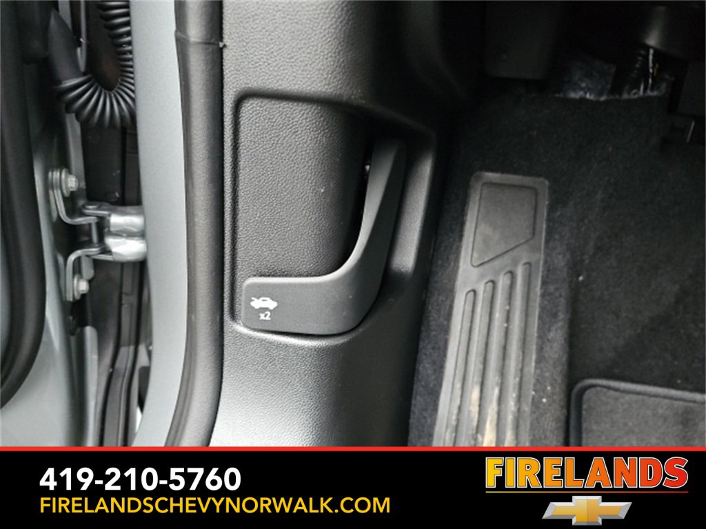 New 2026 Chevrolet Equinox EV LT image 36