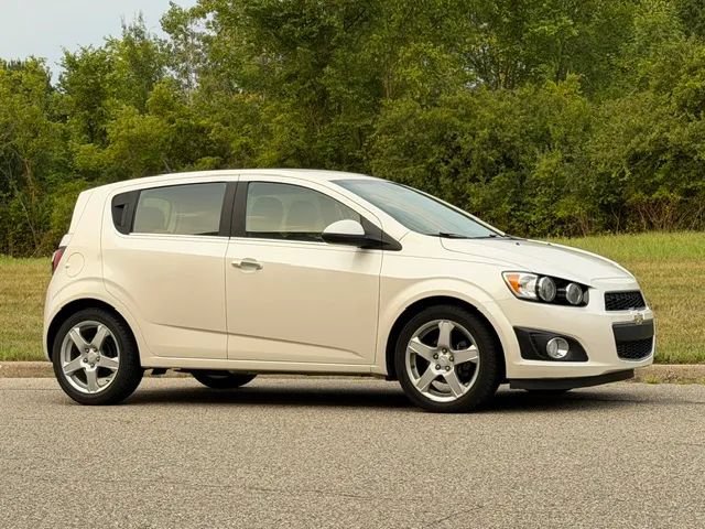 Used 2013 Chevrolet Sonic LTZ FWD image 37