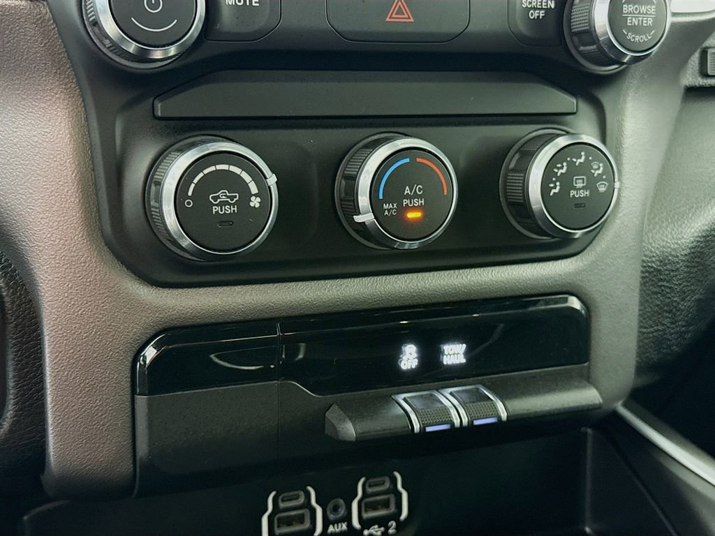 Used 2020 RAM 1500 Big Horn AWD/4WD image 8