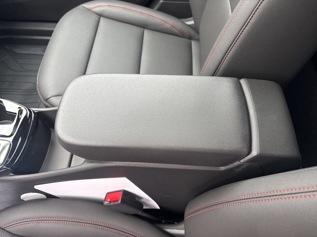 New 2026 Chevrolet Trax RS w/ Sunroof Package FWD image 28