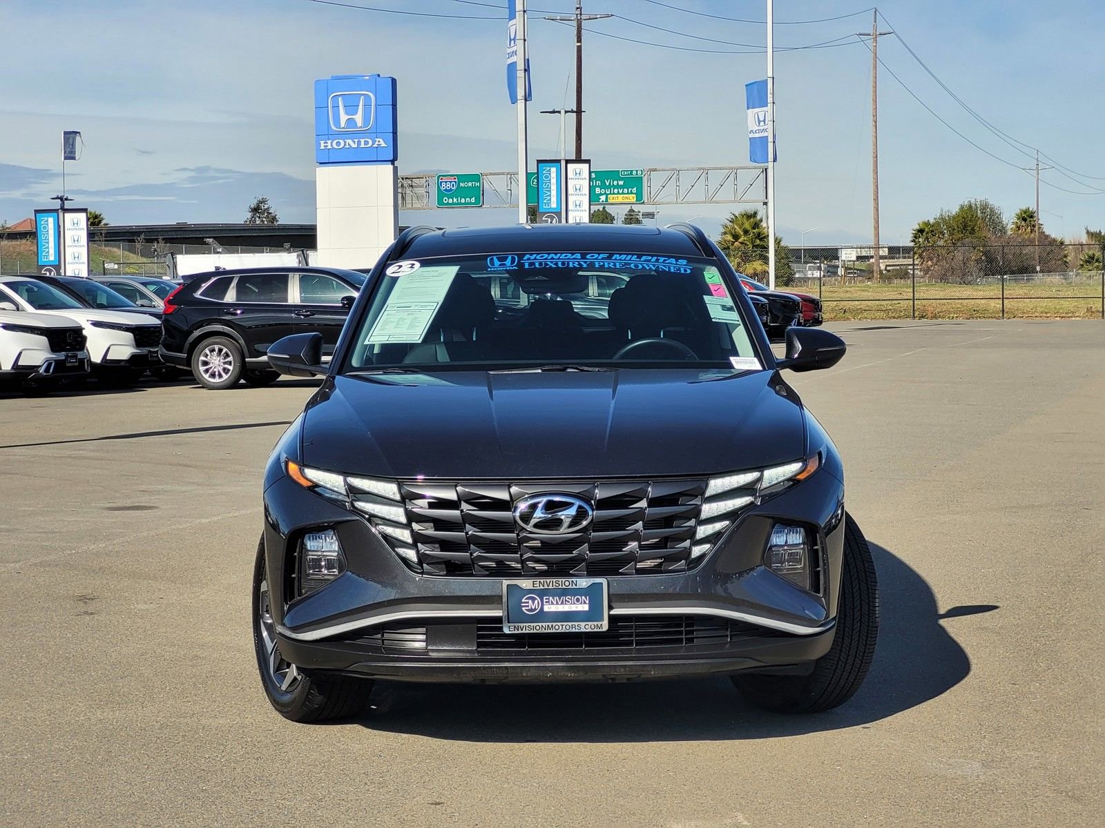 Used 2023 Hyundai Tucson SEL w/ Convenience Package image 2