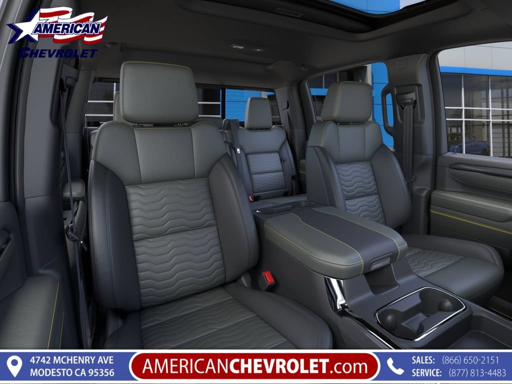 New 2026 Chevrolet Silverado 2500 ZR2 w/ LPO, Dark Essentials Package AWD/4WD image 16