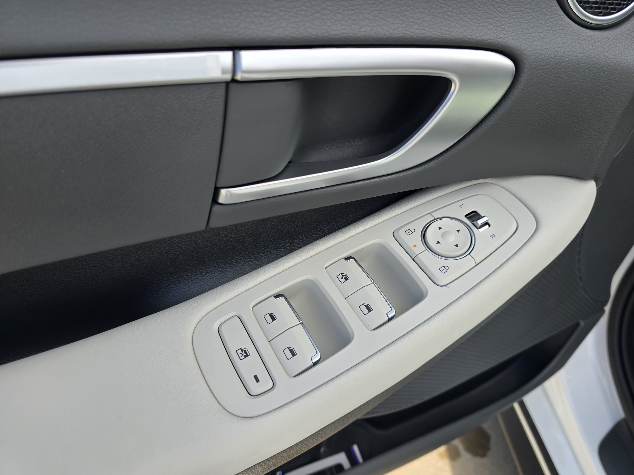 New 2026 Hyundai Sonata SE FWD image 29