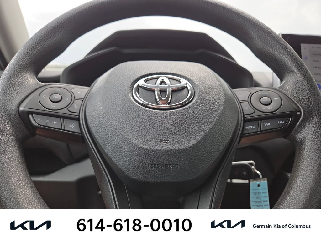 Used 2023 Toyota RAV4 LE FWD image 21