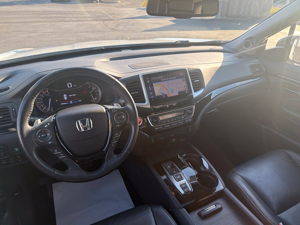 Used 2017 Honda Pilot Touring image 28