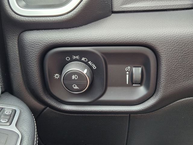 Used 2023 RAM 2500 Big Horn w/ Level 1 Equipment Group image 25