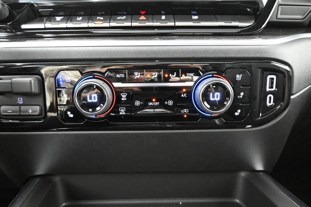 New 2026 Chevrolet Silverado 2500 LTZ w/ LTZ Convenience Package AWD/4WD image 29