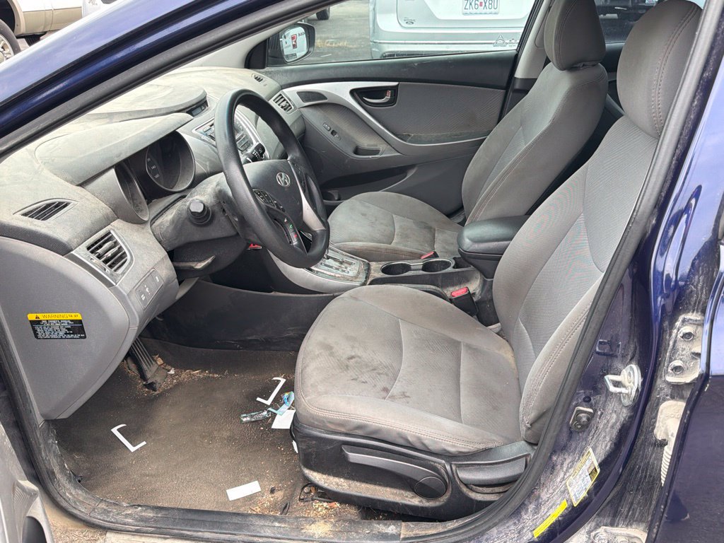 Used 2013 Hyundai Elantra GLS w/ Preferred Pkg FWD image 12