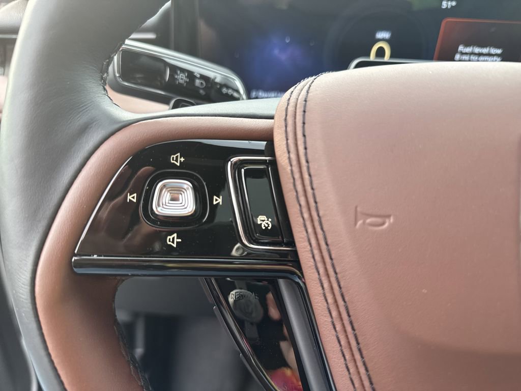 Used 2025 Lincoln Aviator Reserve w/ Equipment Group 201A AWD/4WD image 27