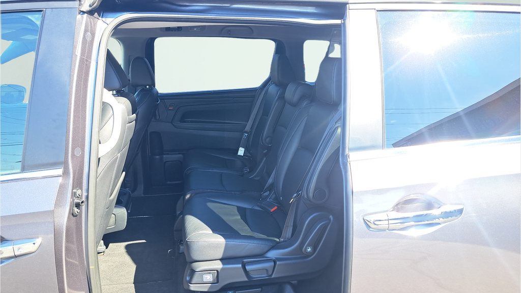 Used 2024 Honda Odyssey Touring image 11