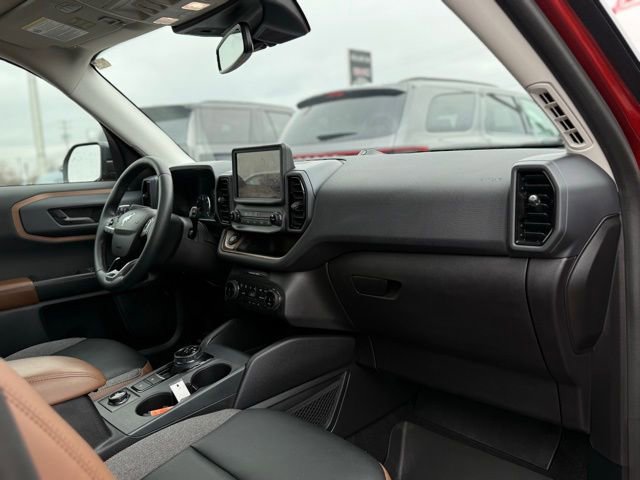 Certified 2024 Ford Bronco Sport Outer Banks w/ Tech Package AWD/4WD image 20