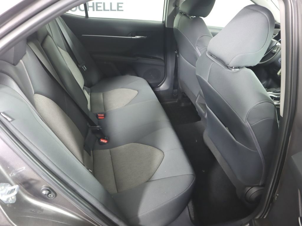 Used 2023 Toyota Camry LE image 28