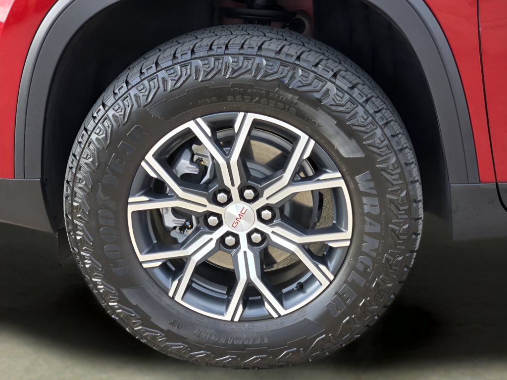 Used 2025 GMC Acadia AT4 w/ LPO, Floor Liner Package AWD/4WD image 11