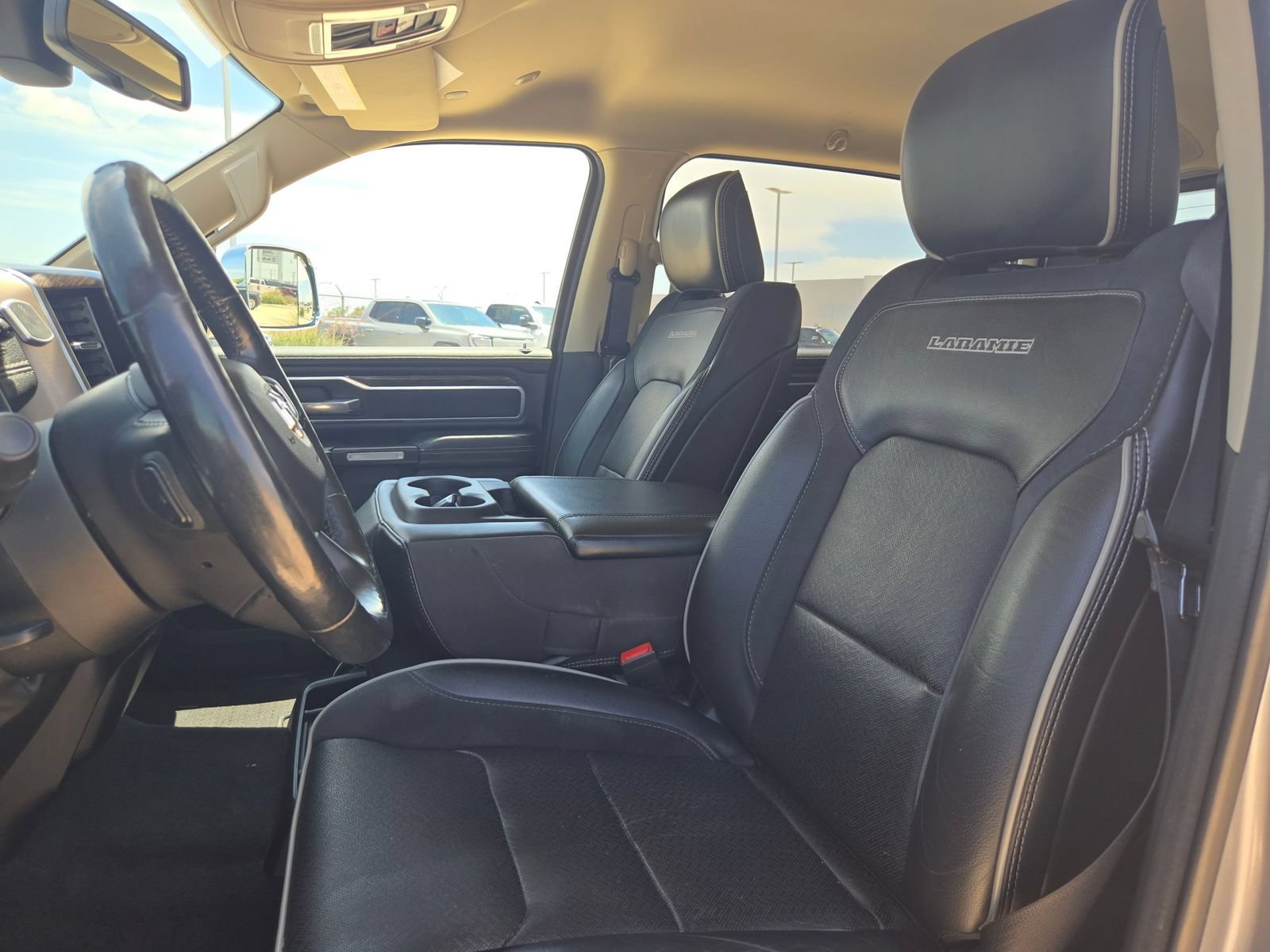 Used 2020 RAM 1500 Laramie AWD/4WD image 10