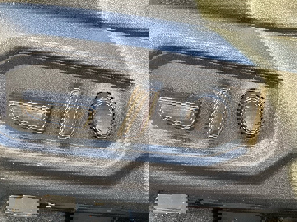 Used 2025 Toyota Tundra SR5 w/ SR5 Premium Package image 10