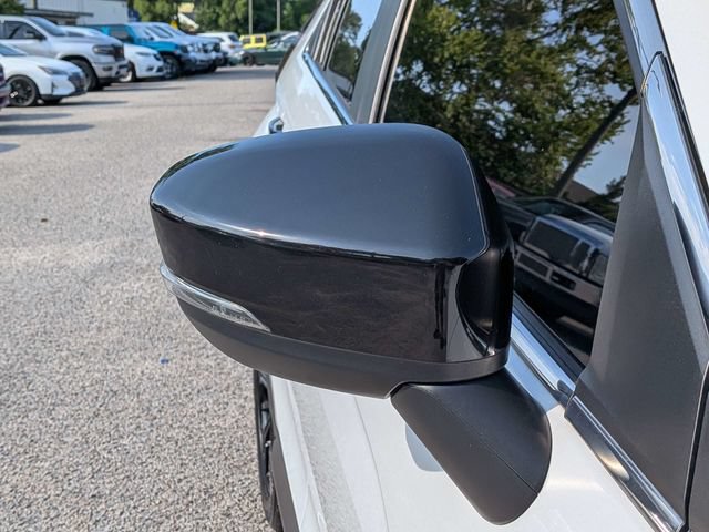 Used 2022 Mitsubishi Eclipse Cross LE FWD image 11