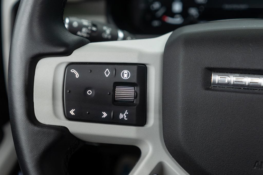 Used 2024 Land Rover Defender 110 S AWD/4WD image 30