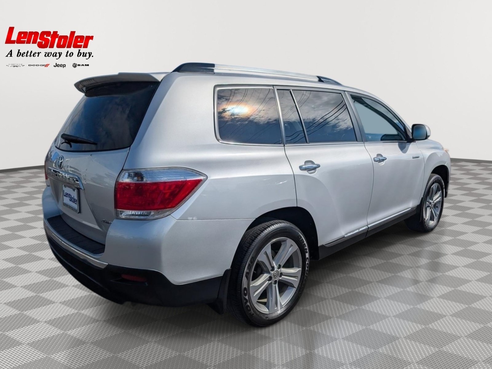 Used 2012 Toyota Highlander Limited w/ Tow Pkg AWD/4WD image 5