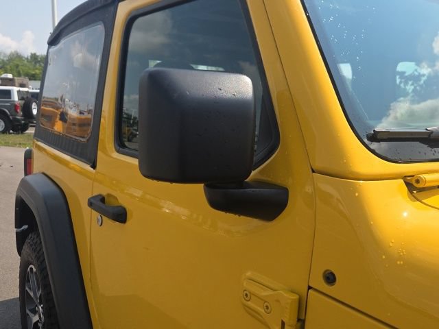 Used 2021 Jeep Wrangler Sport AWD/4WD image 5