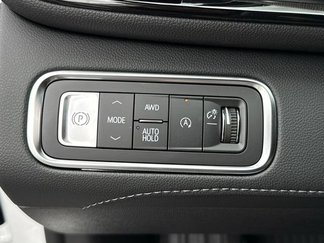 New 2026 Buick Enclave Preferred w/ LPO, Floor Liner Package image 18