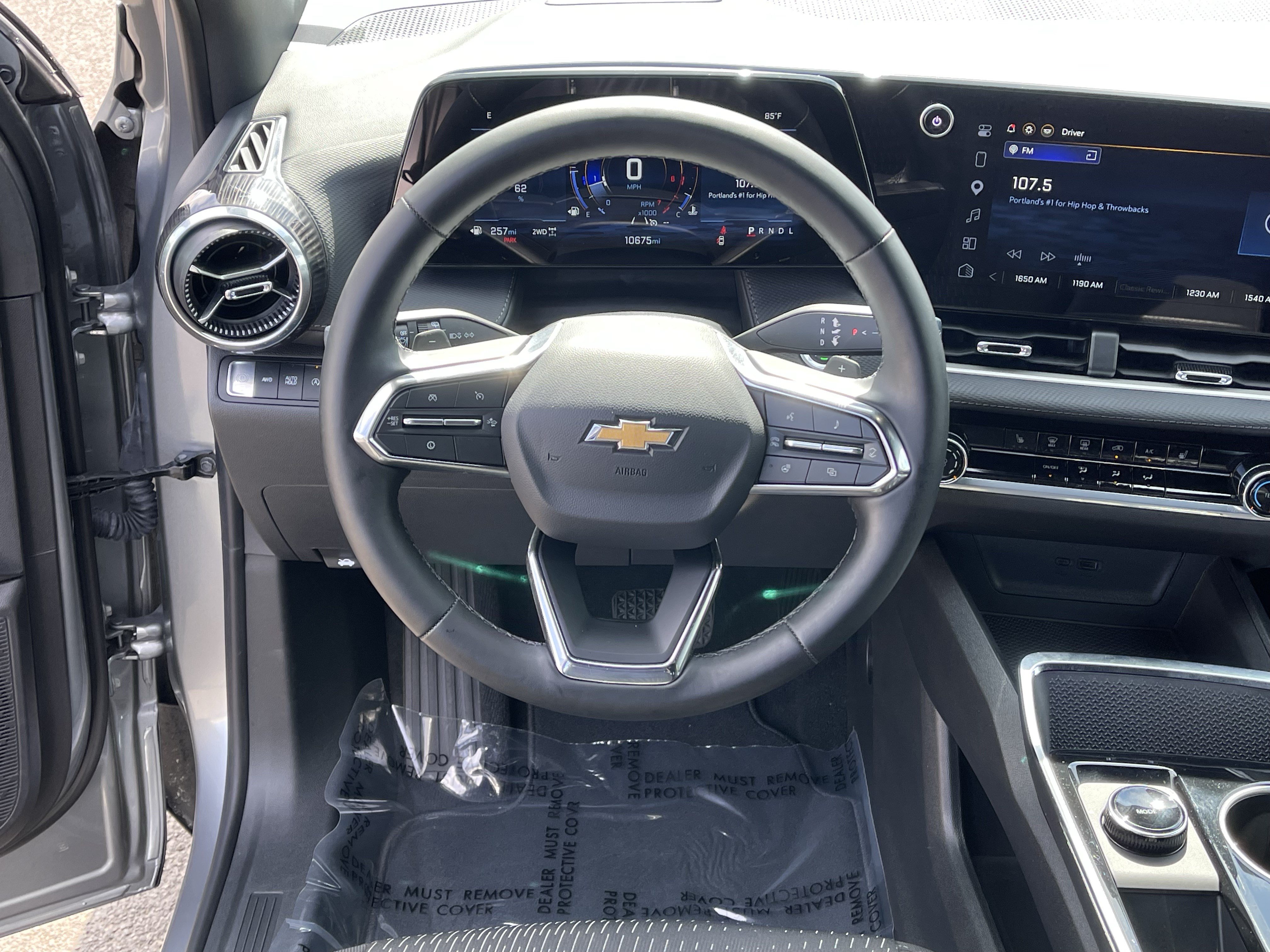 Used 2026 Chevrolet Equinox LT AWD/4WD image 13