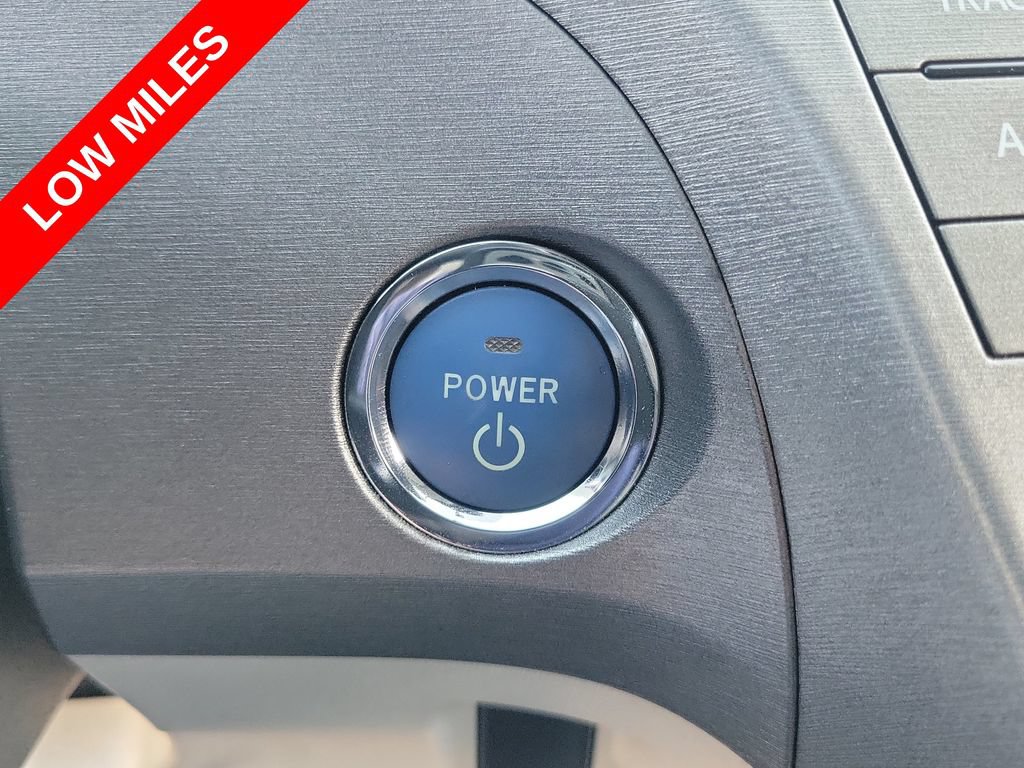 Used 2015 Toyota Prius Three FWD image 29
