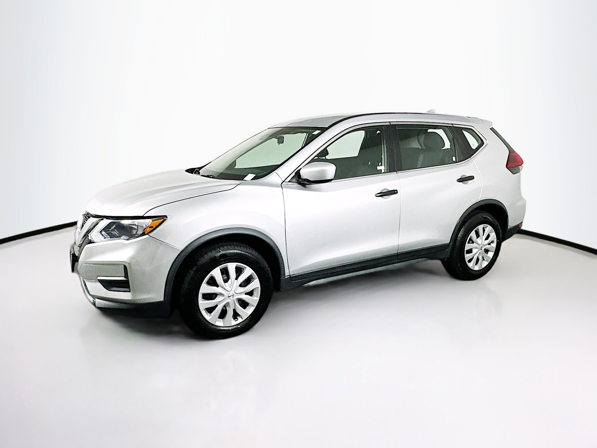 Used 2020 Nissan Rogue S FWD image 4