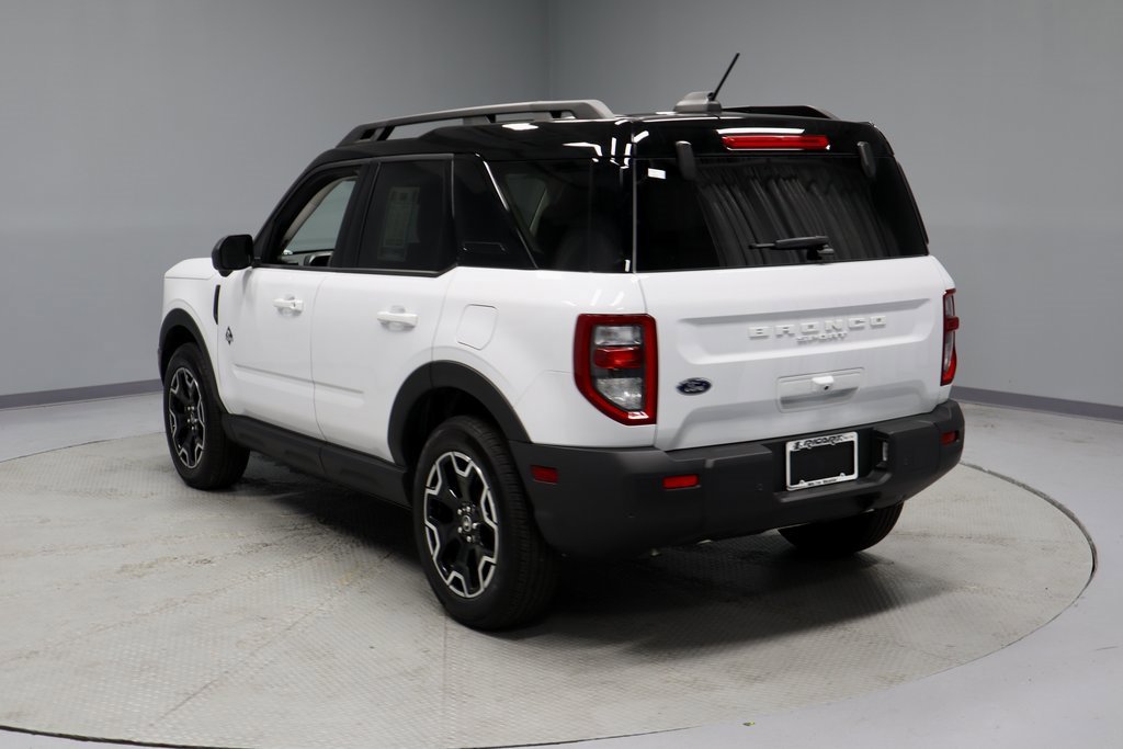 Certified 2025 Ford Bronco Sport Outer Banks w/ Outer Banks Tech Package+ image 10