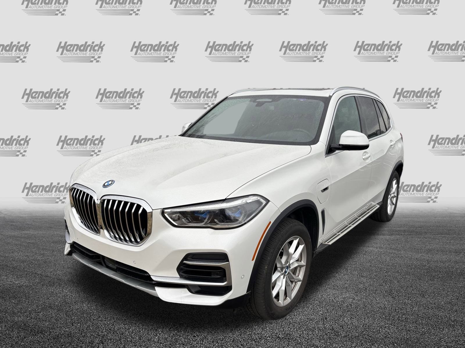 Certified 2023 BMW X5 xDrive45e w/ Executive Package image 5