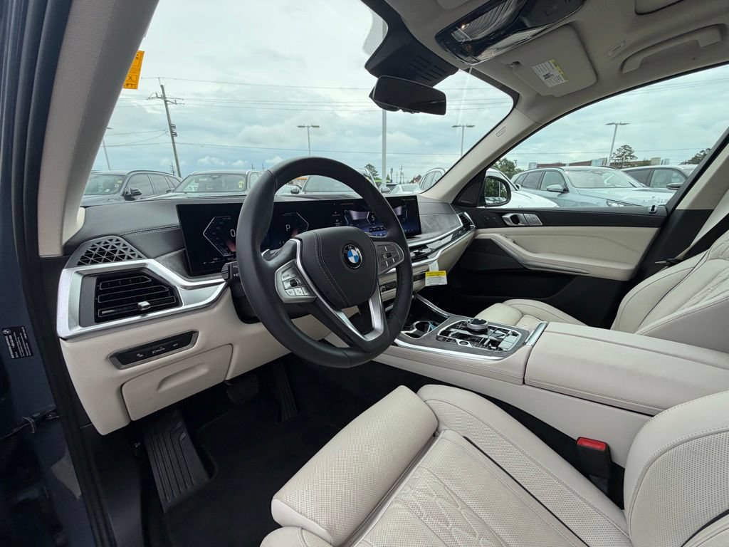Certified 2026 BMW X7 xDrive40i w/ Executive Package AWD/4WD image 10
