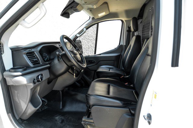 Used 2020 Ford Transit 150 Low Roof RWD image 3