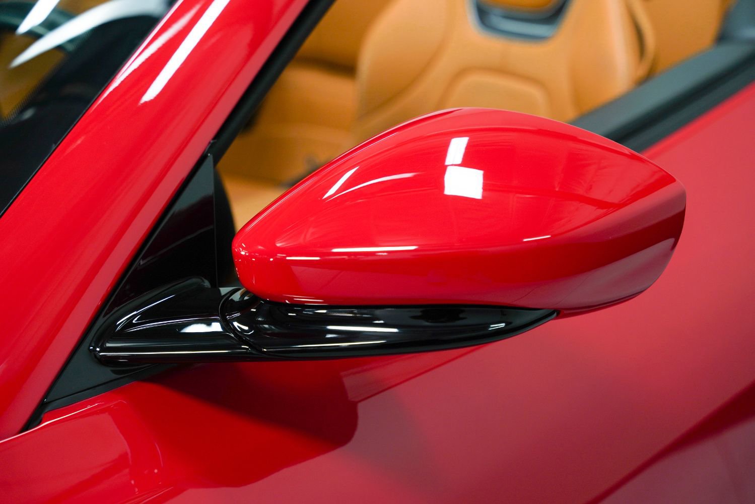Used 2020 Ferrari Portofino image 17