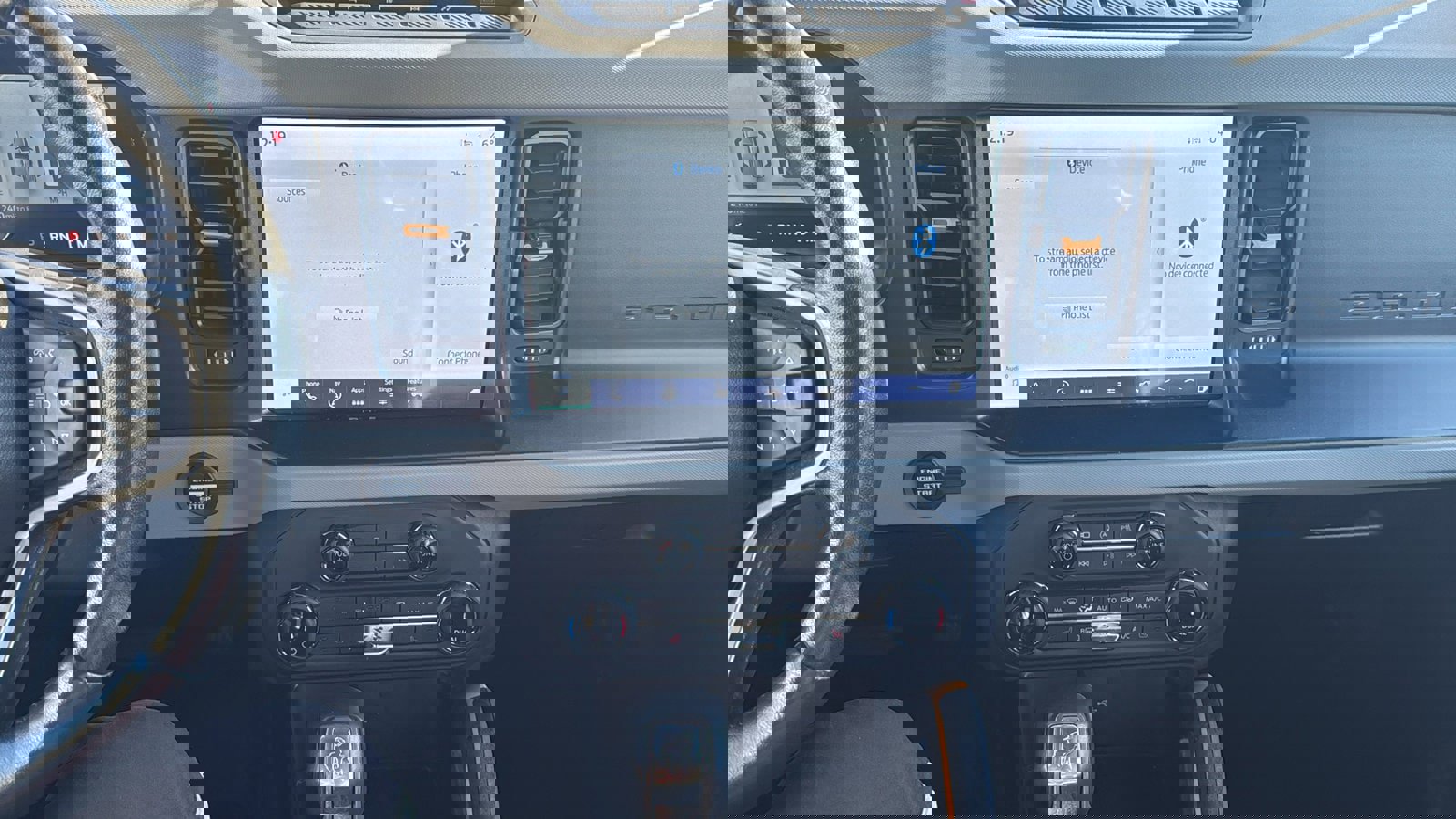 Used 2022 Ford Bronco Badlands image 15