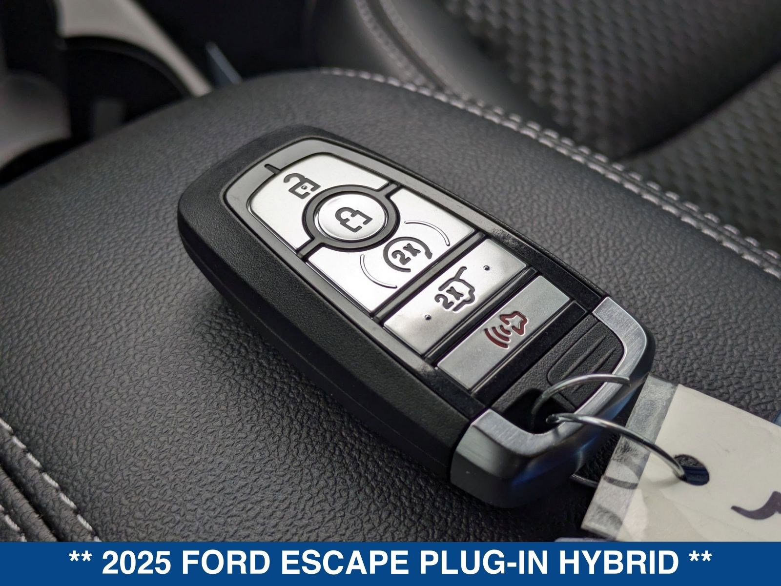 New 2025 Ford Escape SE image 36