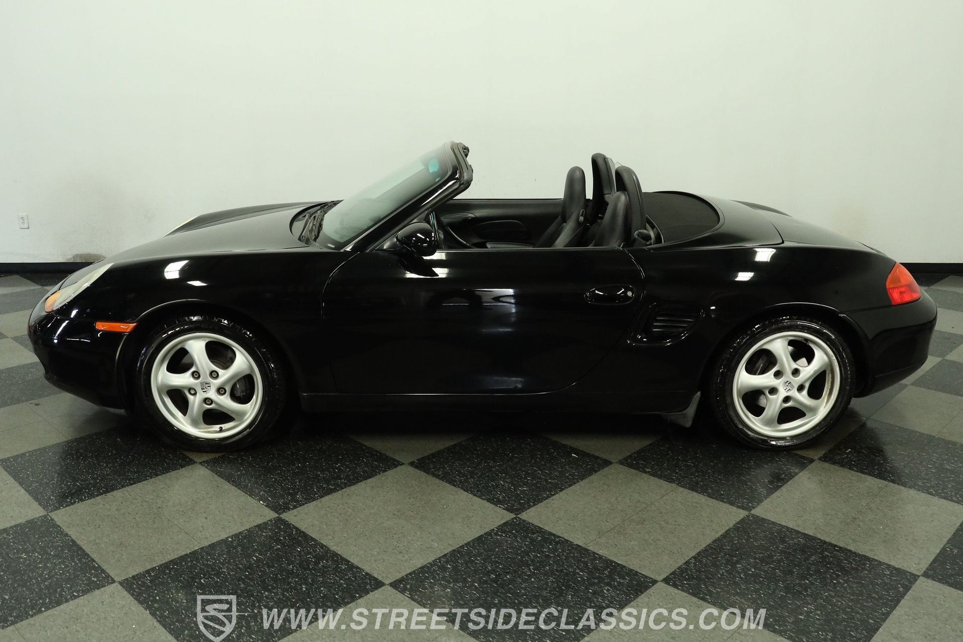 Used 1999 Porsche Boxster RWD image 2