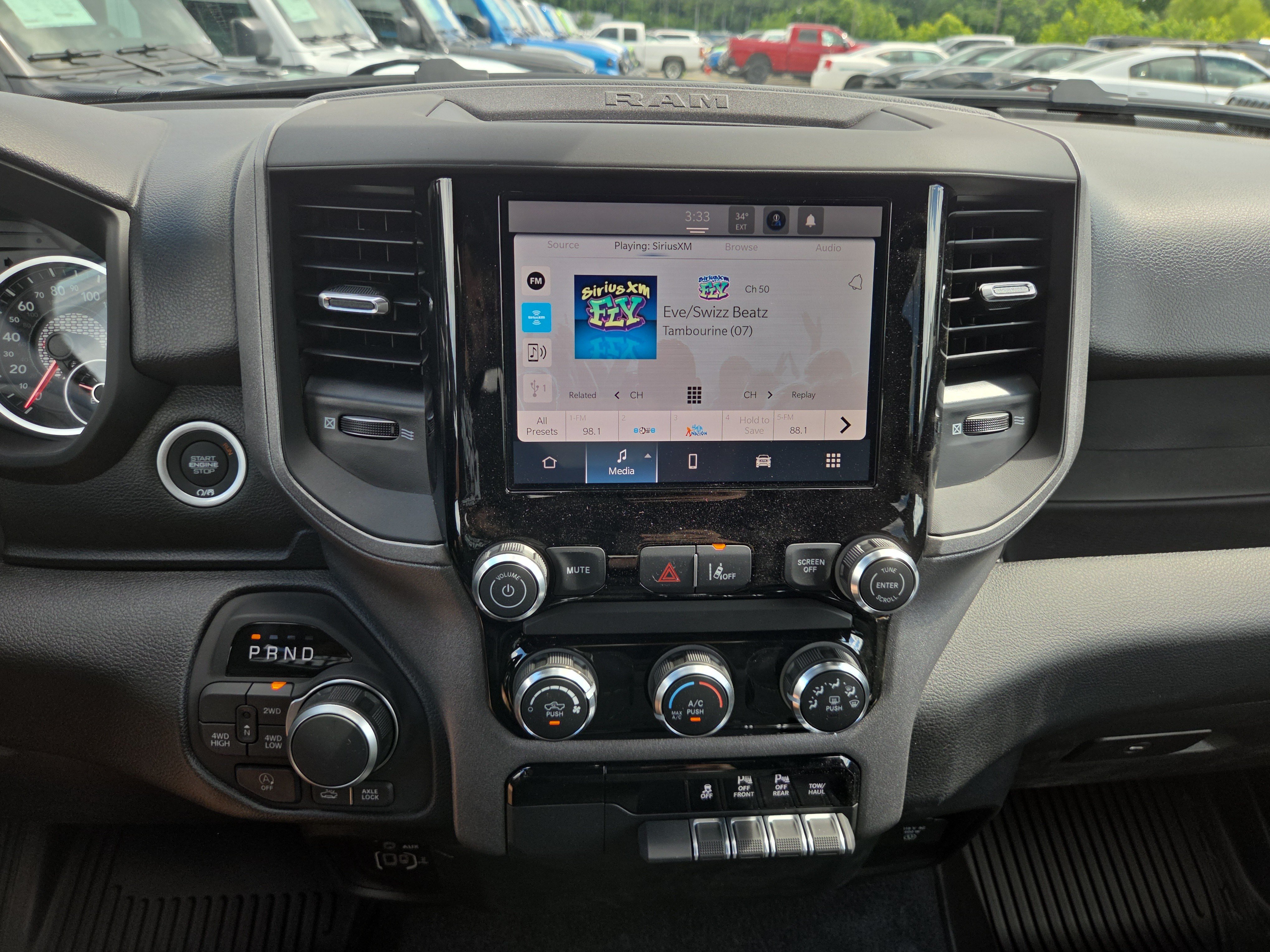 New 2026 RAM 1500 Warlock AWD/4WD image 10